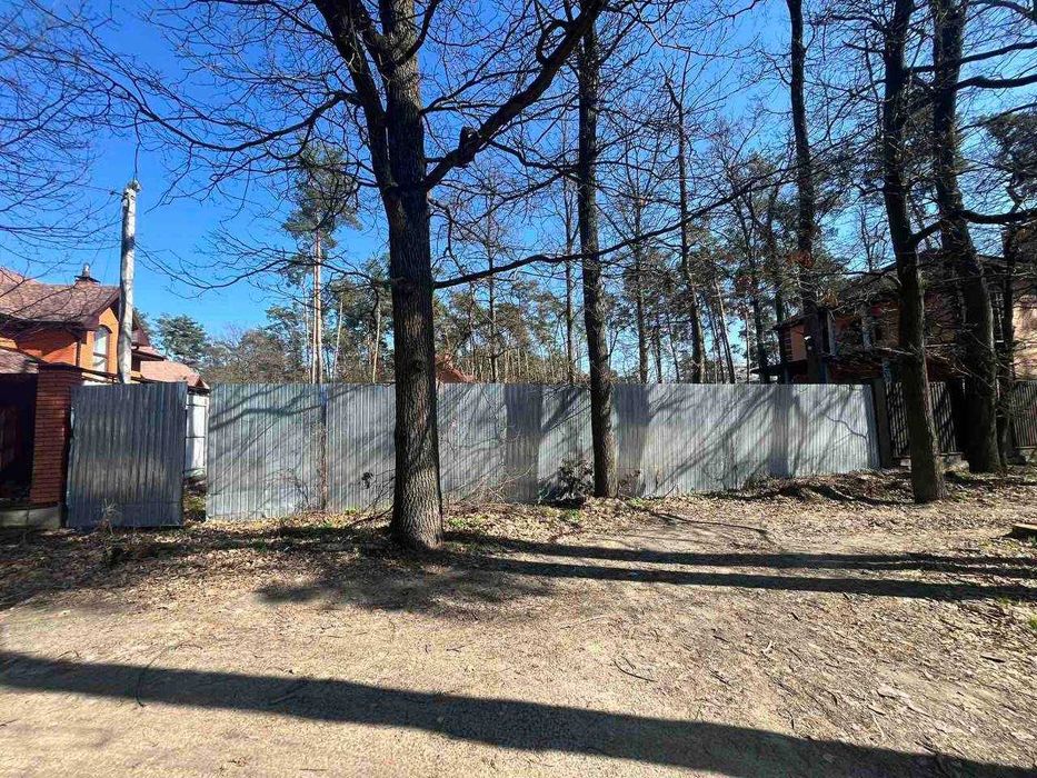 Земельна ділянка під дуплекс. 65000у.е.