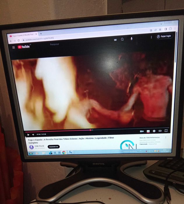 Ecram para PC com entradas HDMI,usb