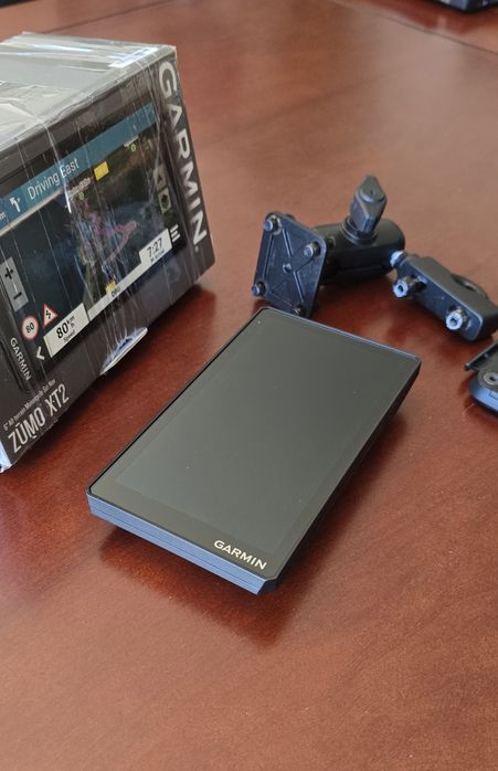 GPS Garmin Zumo  XT2 Excelente estado