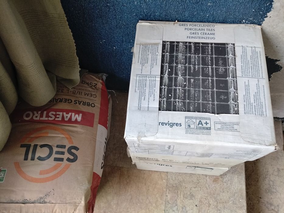 Azulejos 30x30 preto mate