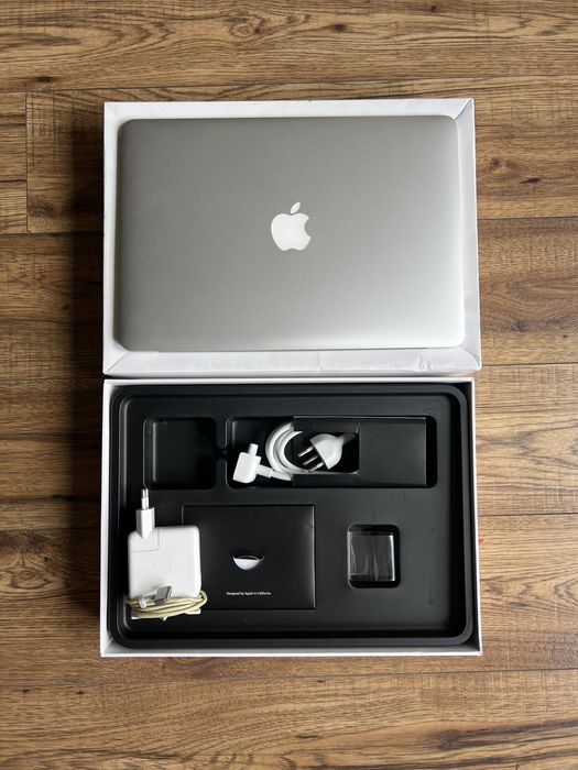 MacBook Air (13-inch, Early 2015) 箱付き Apple Macbook Air 13