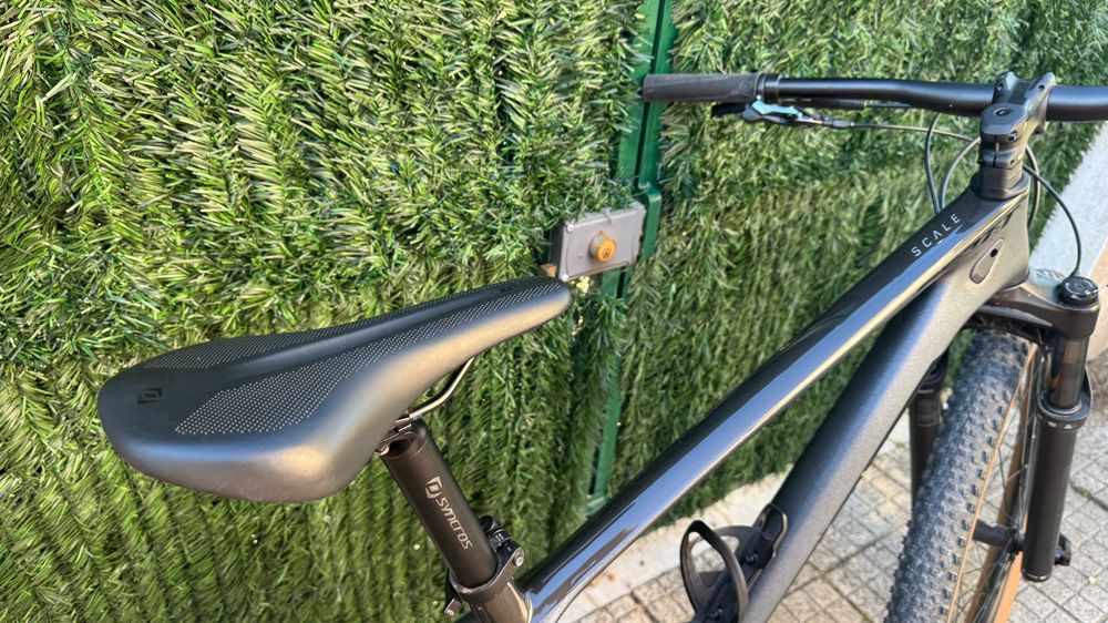 Bicicleta Scott Scale 940 Grafite Carbono M