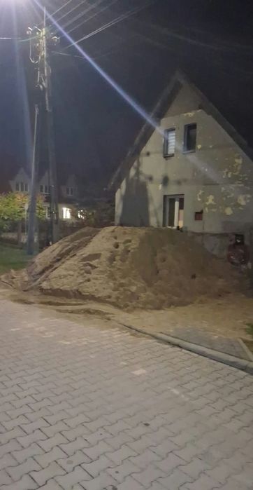 Sprzedam piasek.