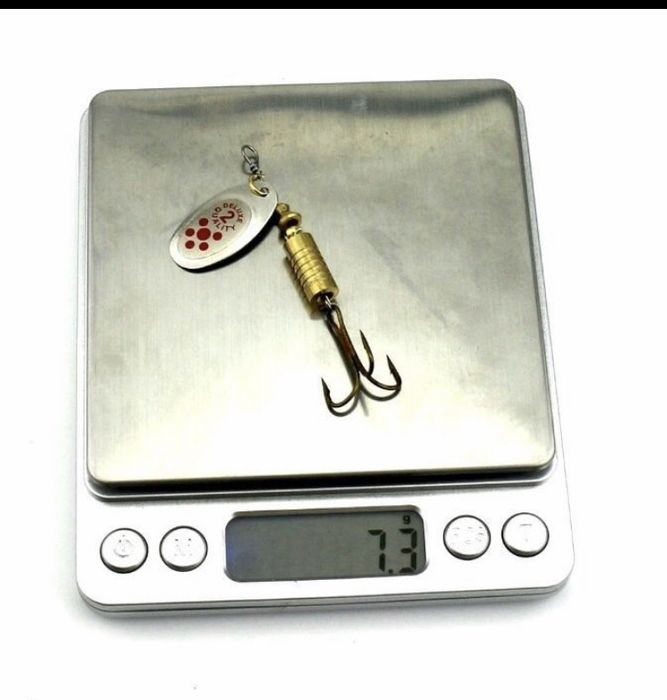 Набор уловистих блесен вертушка, вес от 2.5  до 4 гр.