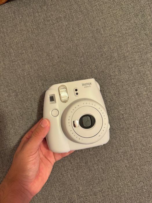 Instax mini 9 como nova