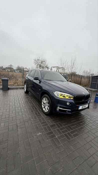 Продам срочно х5 2015 г 100 т пробег обмен