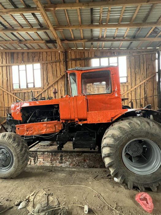 Трактор ( дт 75)