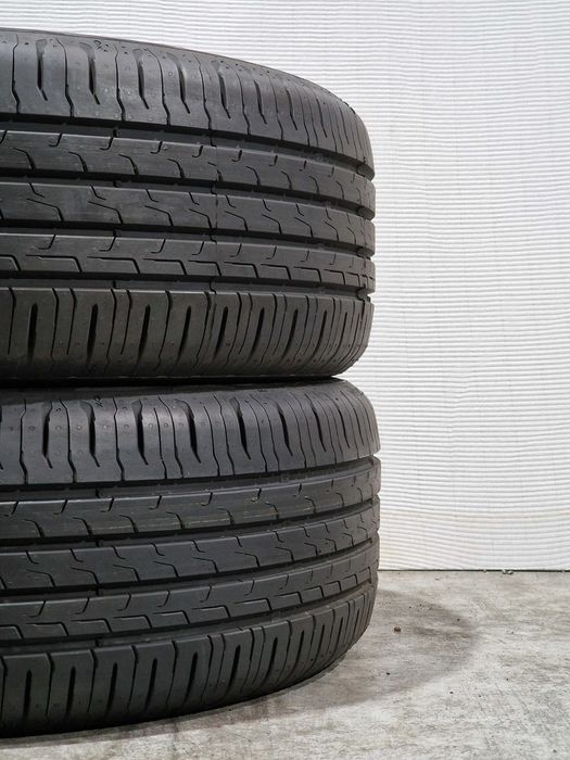 [Como Novos] 2 Pneus 205/50R17 CONTINENTAL