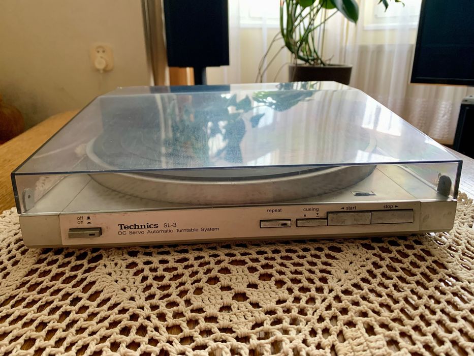 Gramofon Technics SL-3