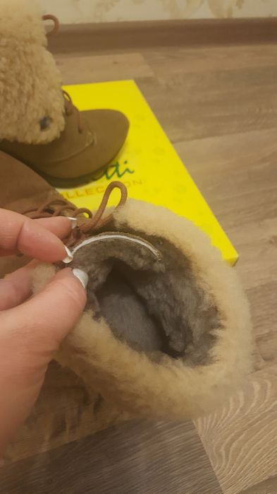 Ботинки, черевики із натуральної замші