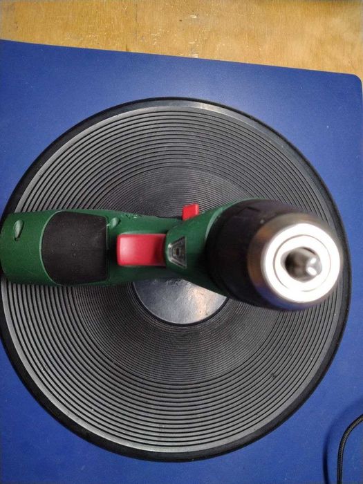 Шуруповерт Bosch PSR 10,8 Li 2