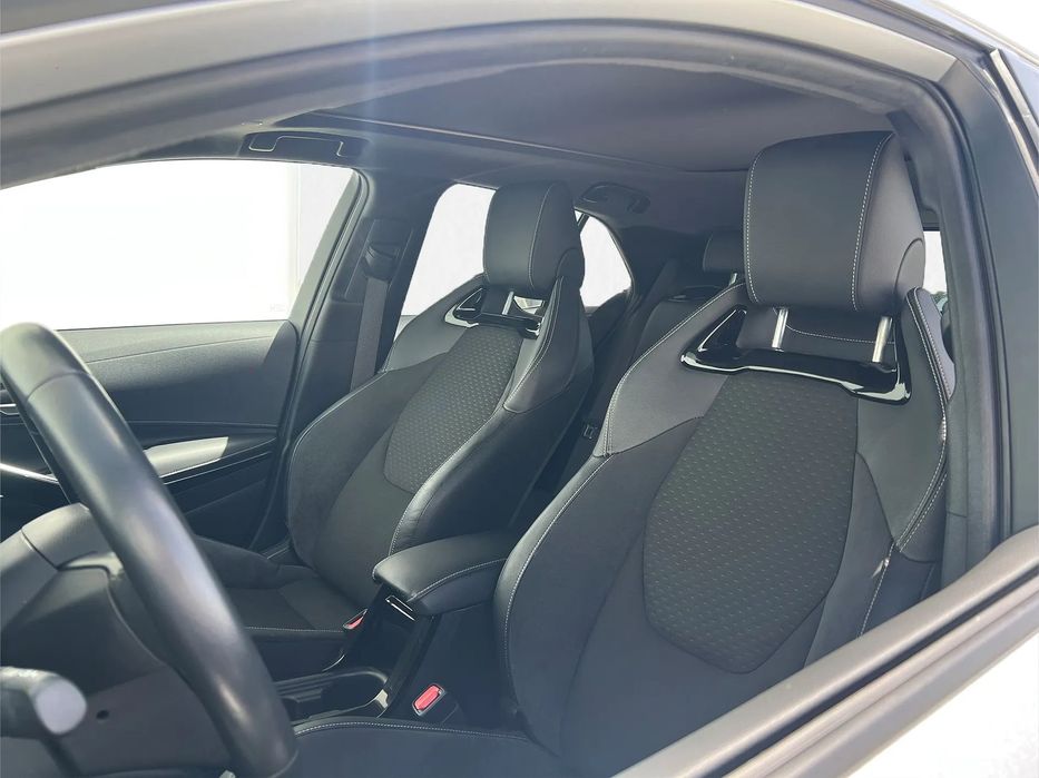 Toyota Corolla 1.8 Hybrid Exclusive
