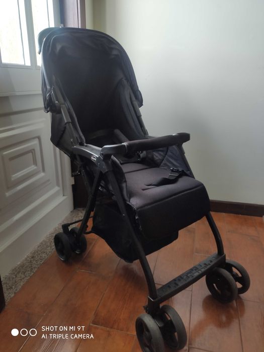 Cadeira e Carrinho de passeio como novos