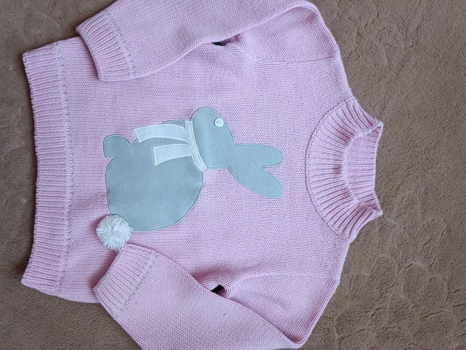 Тепленька кофта з зайчиком