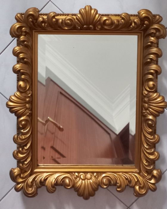 Espelho em talha dourada - impecável