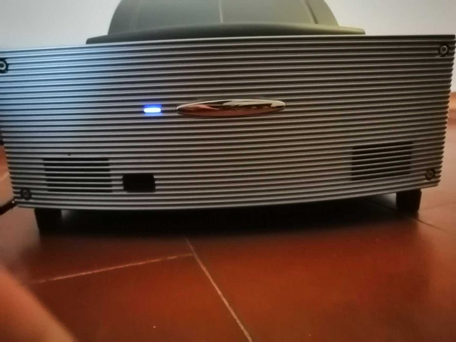 Projetor wt610 funciona
