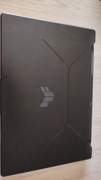 Asus tuff gaming 17