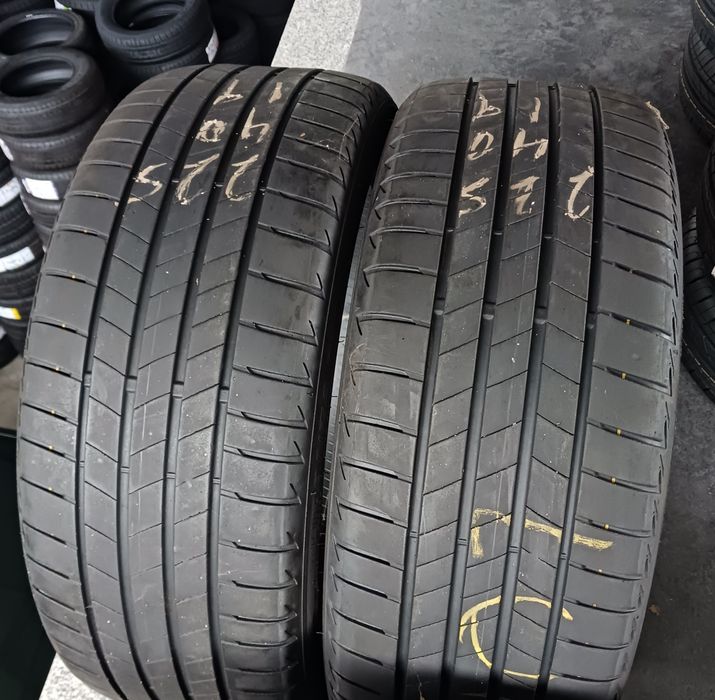 Vendo pneus semi-novos 225/40/19 Bridgestone