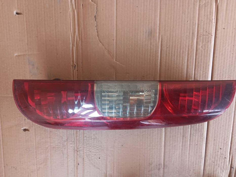 Fiat doblo I 1 lift po lifcie lampa prawy tył tylna tylnia prawa  kpl