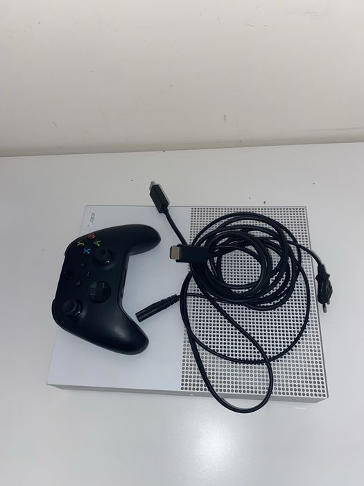 Xbox One S  c/tudo incluido + jogos