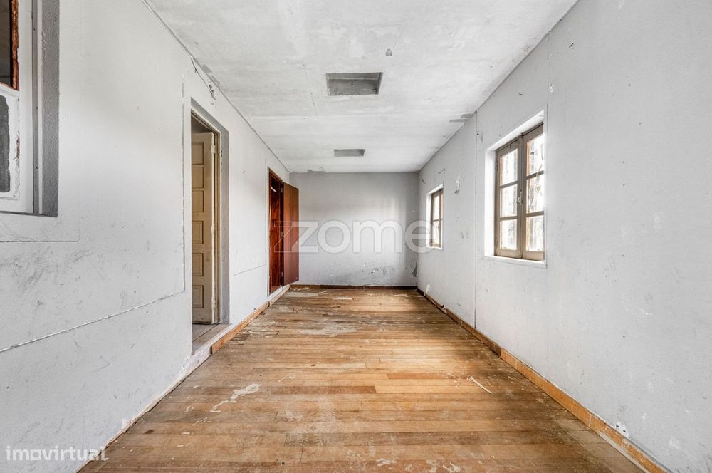 Moradia T3 Térrea e Terreno para construção- Pedrouços