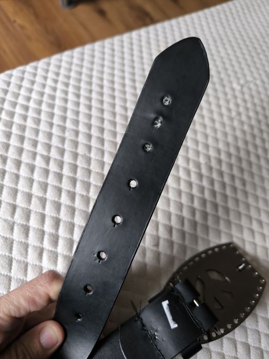 Pasek damski czarny z błyszczącą klamrą Pracę pokój pacyfka S skóra