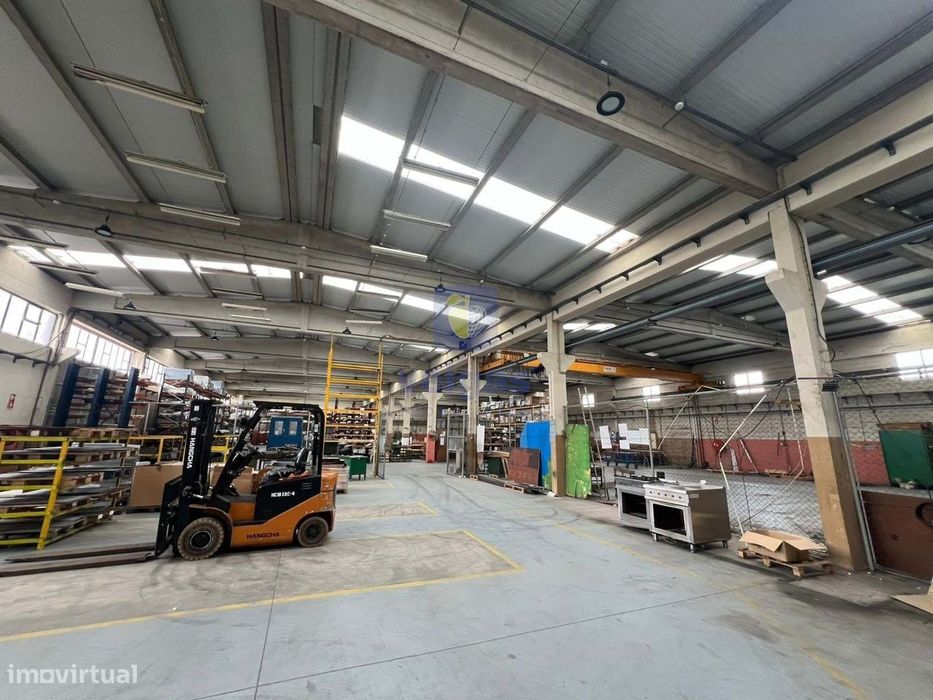 Armazém com 3.114, 50 m²,