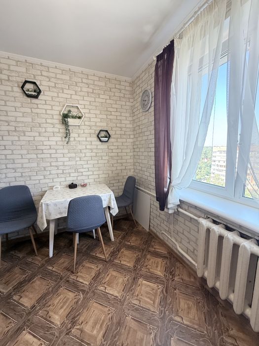 3-кімнатна квартира 73 м² з меблями та технікою, Буча