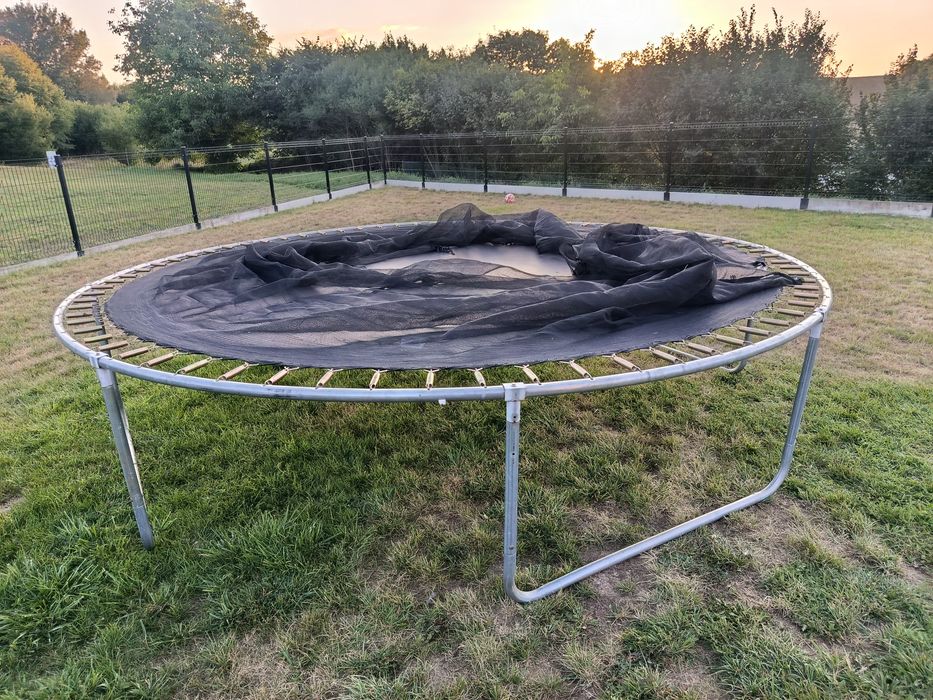 Trampolina szer 3.20 m
