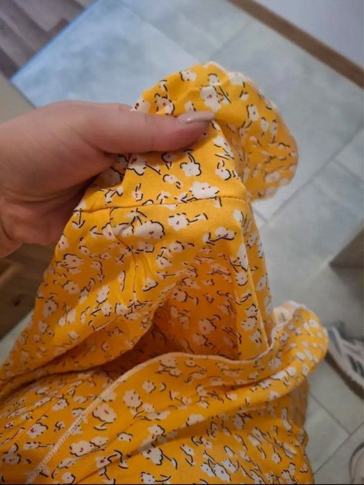 Легеньке ніжне платтячко, розмір М