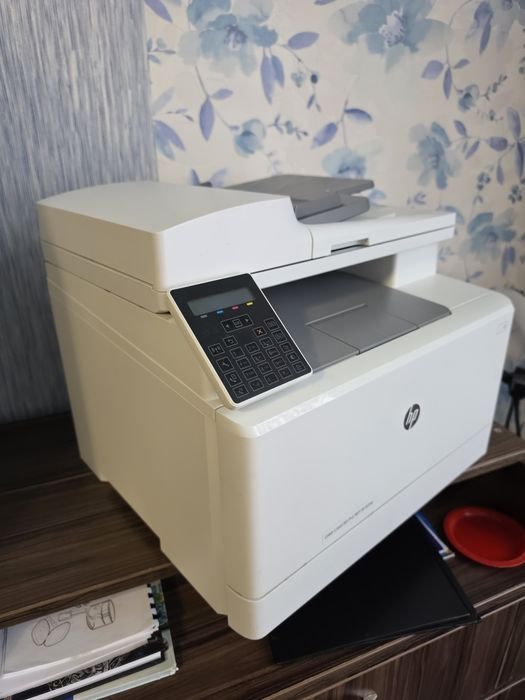 Продам принтер  hp
