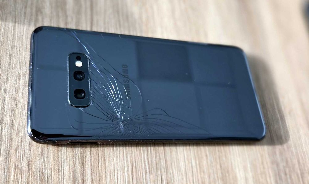 Samsung Galaxy S10e (sprawny, 1. właściciel)
