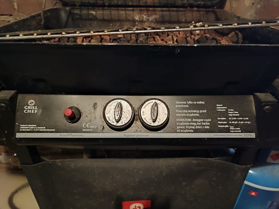Grill gazowy Landman z kamieniami lawy