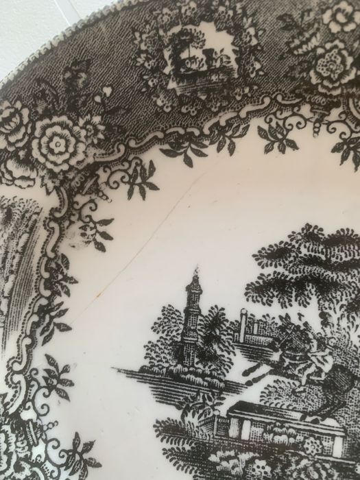 Prato Estatua loiça de sacavem 18,5 cm