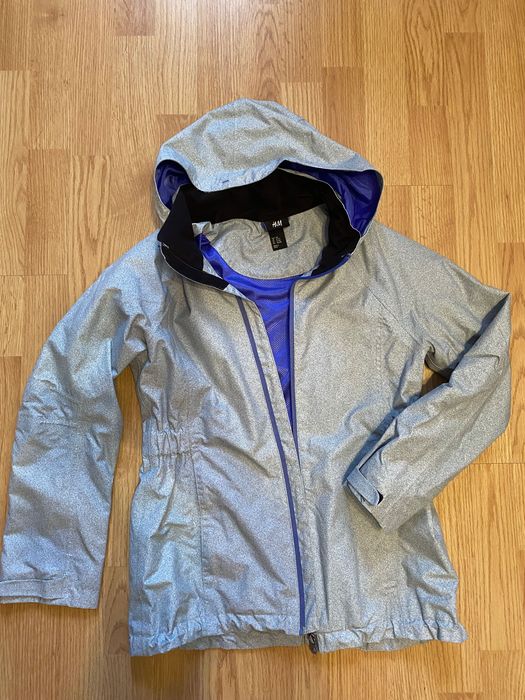 Продам курточку H&M