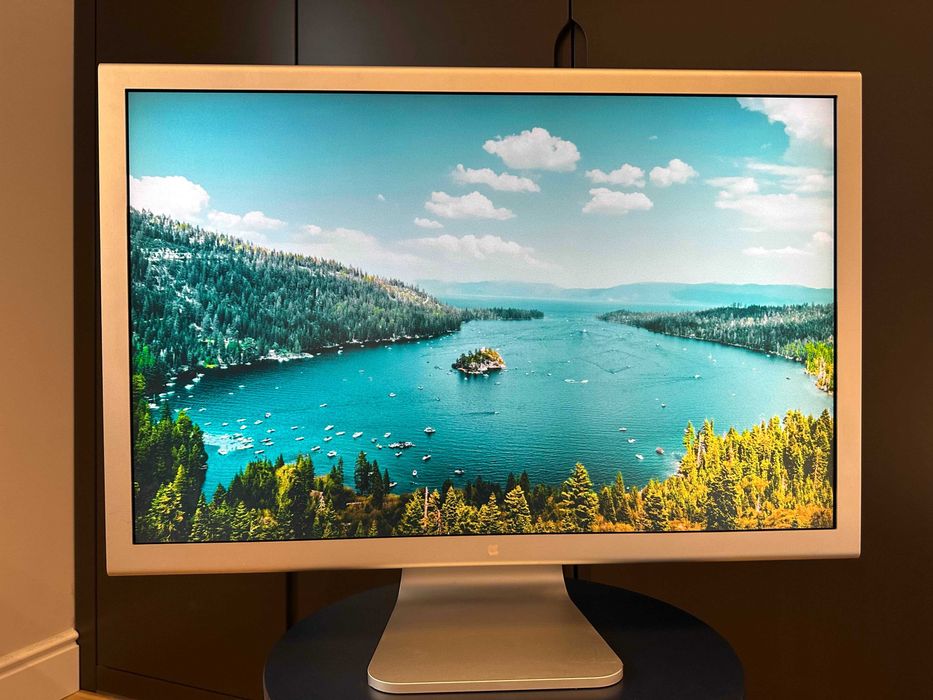 Apple Cinema Display A1083