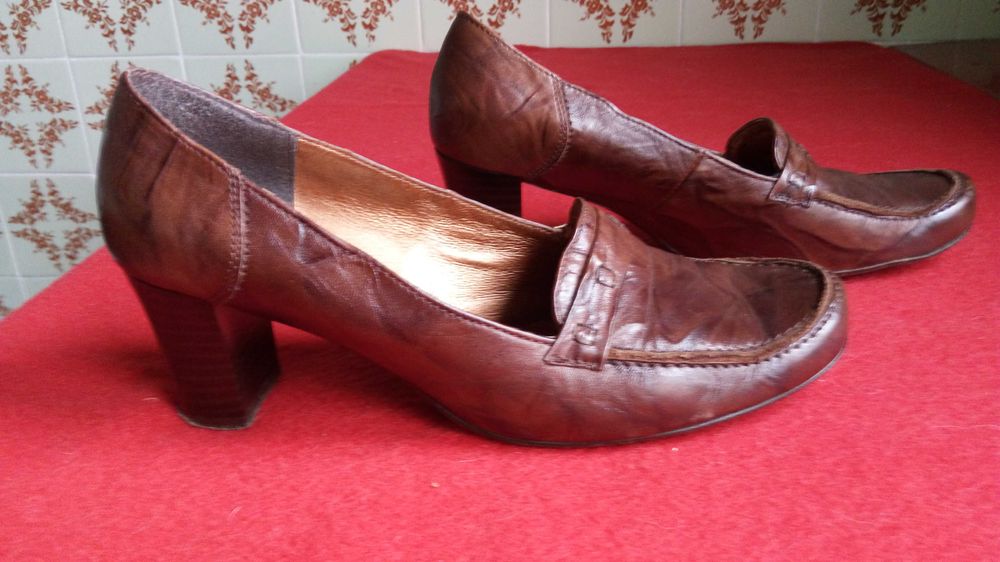 Buty czółenka brąz r.39 26cm skórzane stan dobry+ okazja