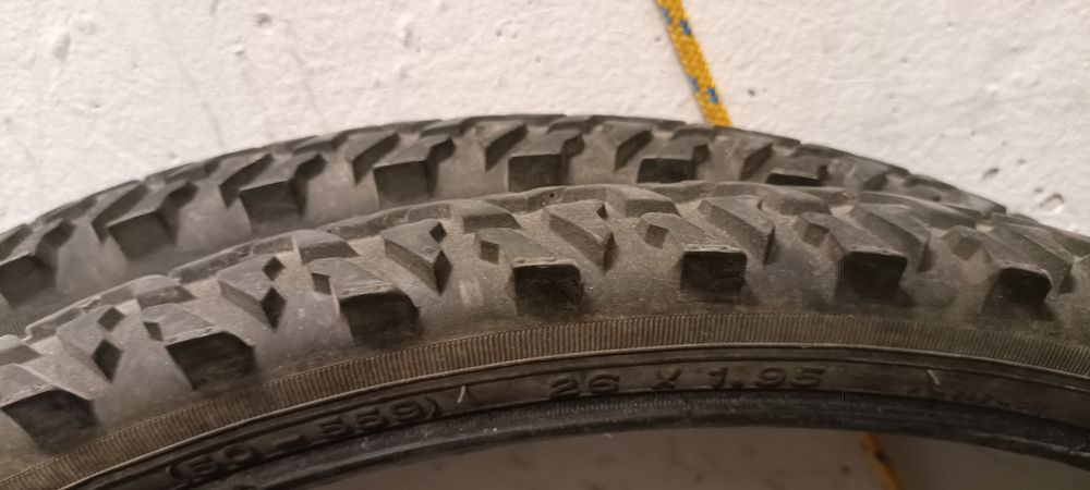 Opony rowerowe jak nowe 26 cali 1.95,  50-559