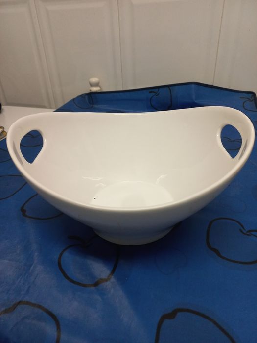 Saladeira/ fruteira, taça  grande  em loiça. Impecável