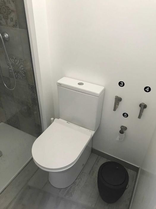 Quarto Individual | Despesas incluídas | Linda-a-Velha | Limpeza