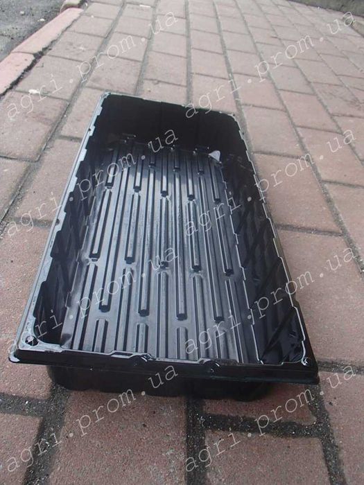 Касета з піддоном,  на 50 вічок. Ціна за 10 комплектів