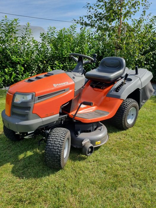 Traktorek Husqvarna TC138