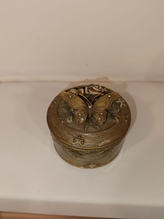 Pudełko puzdereczko na drobiazgi Butterfly shudehill giftware