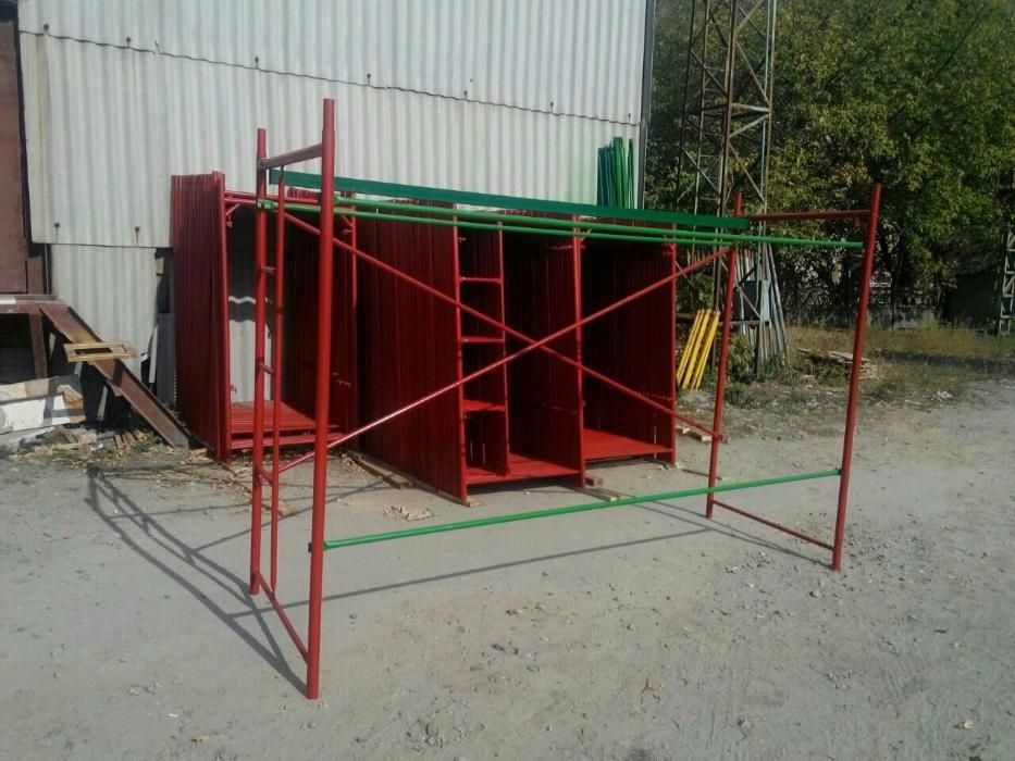 Строительные леса, вышки тура, передвижные подмости.