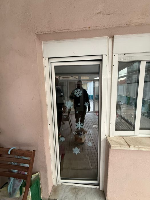 Porta + Janela com estore