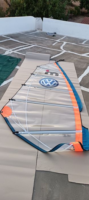 Vela de Windsurf Mistral Super Vision 5.7m² - Estado Novo (Nunca Usada)