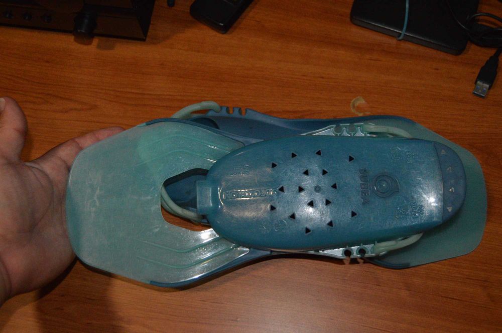 Barbatanas de criança tamanho 32-35 ajustáveis