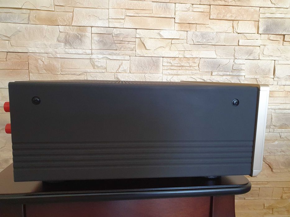 Wzmacniacz Accuphase E-308