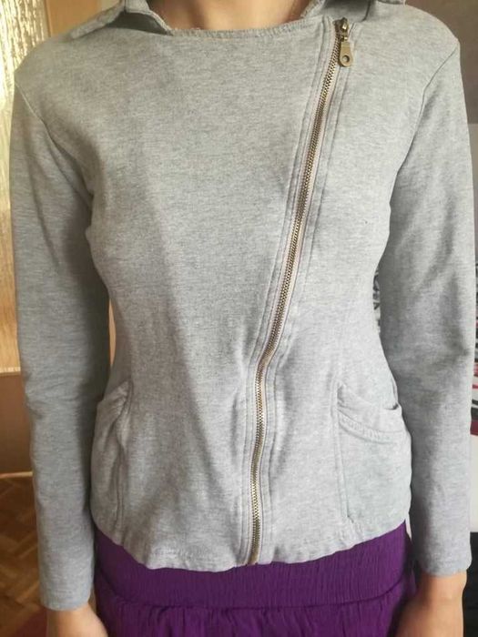 Szara bluza zapinana, M