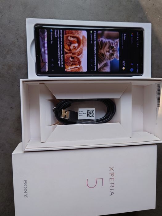 продам Sony Xperia 5 6/128GB Black (2SIM)